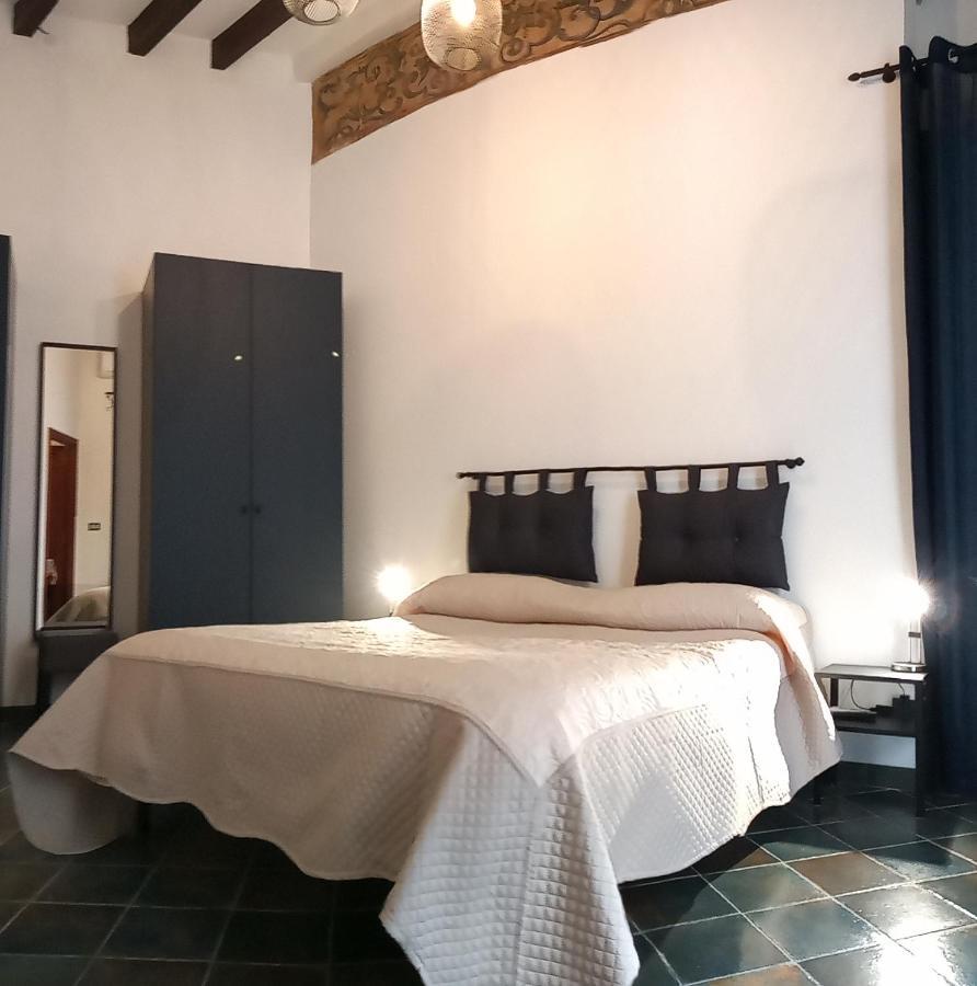 Locazione Breve In Pieno Centro "Blue House" Daire Palermo Dış mekan fotoğraf