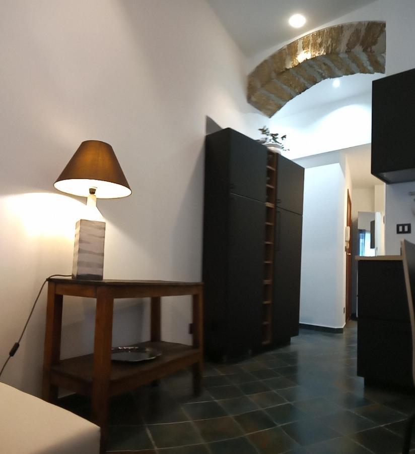 Locazione Breve In Pieno Centro "Blue House" Daire Palermo Dış mekan fotoğraf